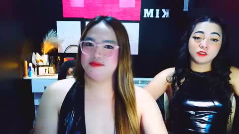 xxslutty kim online show from 12.17.25