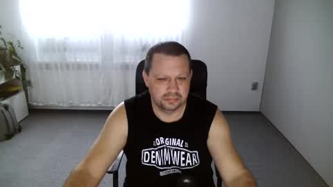 Snapshot of xxstrikerxx chatting on 12.05.24 Eddi online show from 12.05.24