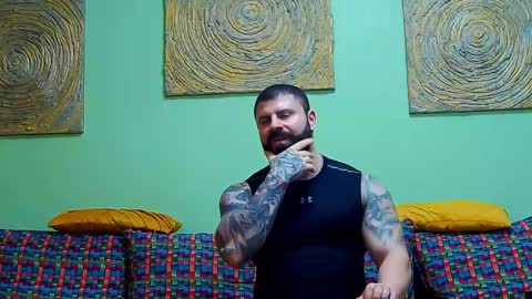 Snapshot of xxtreamleonard chatting on 02.09.25 Xtream Leonard online show from 02.09.25