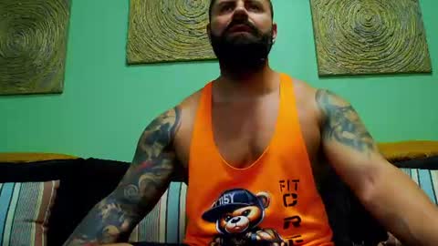 Snapshot of xxtreamleonard chatting on 06.18.26 Xtream Leonard online show from 06.18.26
