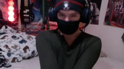 Snapshot of xxwhitefoxx chatting on 05.03.26 David Fox online show from 05.03.26