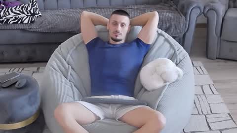 xxx_alejandro online show from 11.03.25