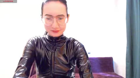 Snapshot of xxx_goddes_xxx chatting on 06.04.26 Andariel online show from 06.04.26