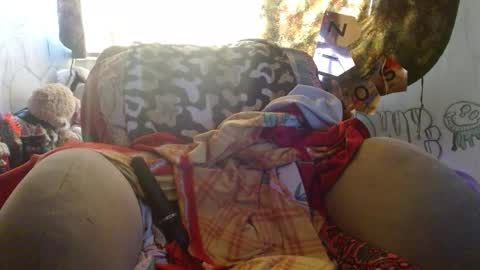 Snapshot of xxx_morena chatting on 12.15.24   LILI  online show from 12.15.24