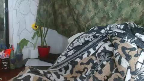 Snapshot of xxx_morena chatting on 01.04.25   LILI  online show from 01.04.25