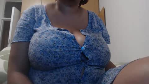 Ayanda online show from 02.11.25