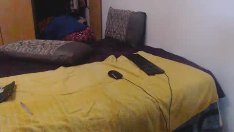 Ayanda online show from 09.10.25