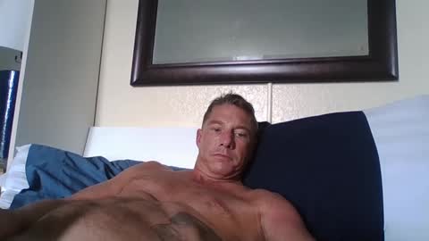 Snapshot of xxxelentdick chatting on 01.27.25 deeeeznutz online show from 01.27.25