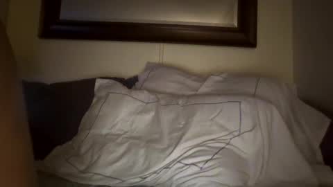 Snapshot of xxxelentdick chatting on 02.15.25 deeeeznutz online show from 02.15.25