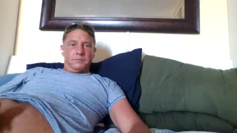 Snapshot of xxxelentdick chatting on 07.21.26 deeeeznutz online show from 07.21.26