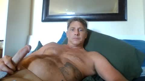 Snapshot of xxxelentdick chatting on 07.30.26 deeeeznutz online show from 07.30.26