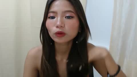 Snapshot of xxxforyouonlyxxx chatting on 10.02.25 inday pinay online show from 10.02.25