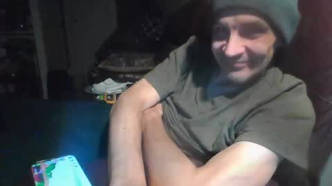 Snapshot of xxxfredmtlxxx chatting on 01.30.25 xxfredmtl18xx online show from 01.30.25