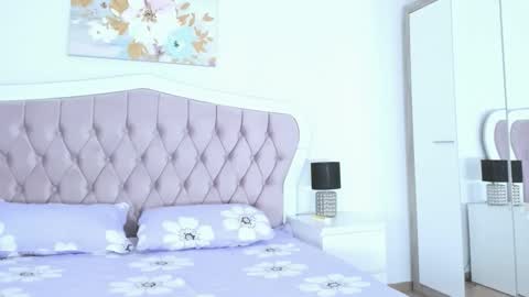 Elvira online show from 03.22.26