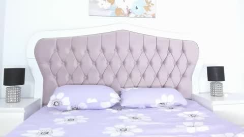 Elvira online show from 03.28.26