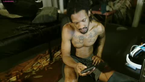 Snapshot of xxxjrstrokesxxx chatting on 10.30.25 xxxjrstrokesxxx online show from 10.30.25