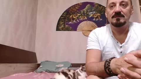Snapshot of xxxkinkycpl chatting on 09.20.25 isa and gonzo online show from 09.20.25