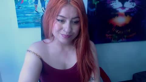 Snapshot of xxxmiasexyyhotttxxx chatting on 01.31.25 MIA HOT online show from 01.31.25
