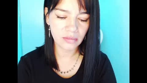 dolcesasha  online show from 10.31.25