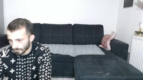 Snapshot of xxxtruelovexxx chatting on 12.18.25 Bella-Luna online show from 12.18.25