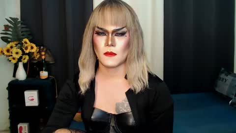 QueenMarina online show from 02.02.25