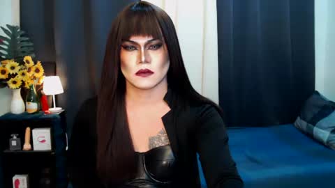 QueenMarina online show from 09.09.25