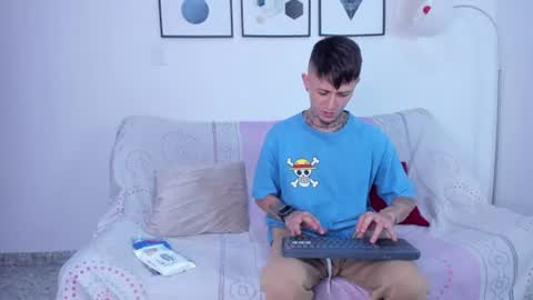 Snapshot of yake_elizabeth chatting on 06.26.26 yake elizabeth online show from 06.26.26