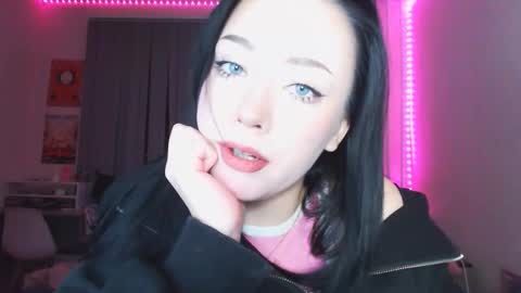 Yami online show from 11.18.25