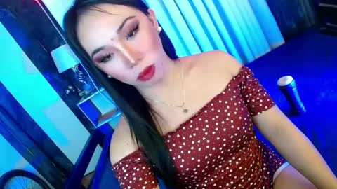 Snapshot of yan2xcumsalotxx chatting on 02.19.25 REYAN online show from 02.19.25
