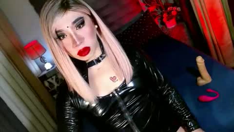 REYAN online show from 10.31.25