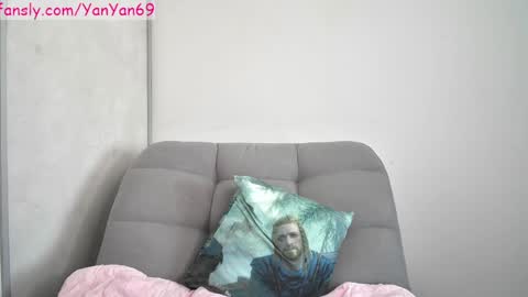Snapshot of yandere69 chatting on 10.03.25 Sam      online show from 10.03.25