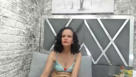 yanetrose online show from 11.02.25