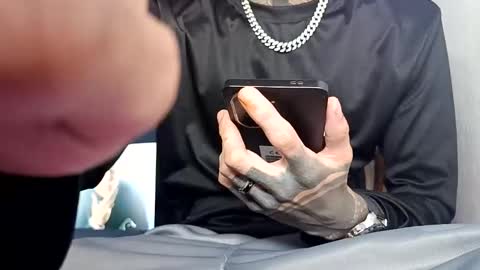 Yan online show from 02.05.26