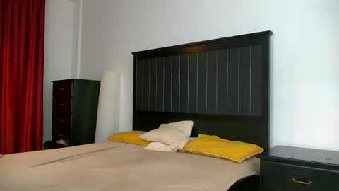 yanira_ass_ online show from 01.11.26