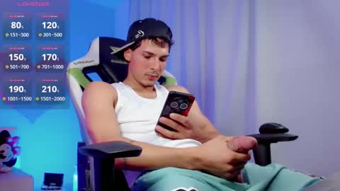 Snapshot of yankees_ chatting on 10.07.25 DANILO P online show from 10.07.25