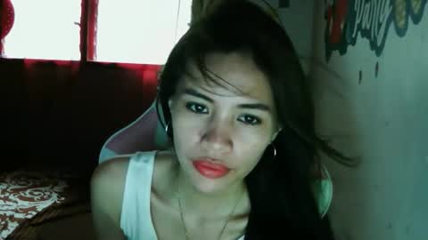 Snapshot of yannifayeee chatting on 11.03.25 Yanni online show from 11.03.25