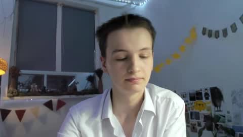 Snapshot of yaposha chatting on 12.13.24 yaposha online show from 12.13.24