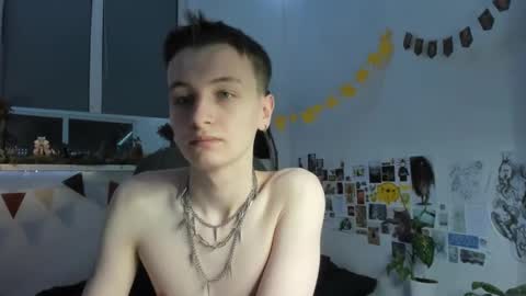 Snapshot of yaposha chatting on 12.20.24 yaposha online show from 12.20.24