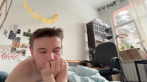 Snapshot of yaposha chatting on 01.05.25 yaposha online show from 01.05.25