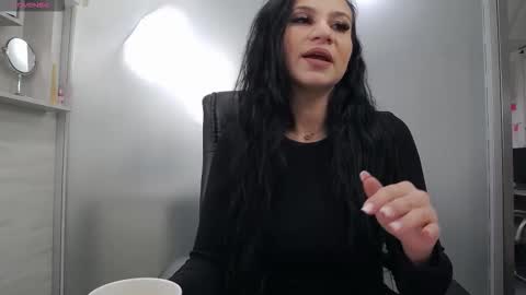 Yara online show from 11.15.25