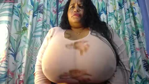 Yasmin online show from 12.25.24