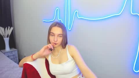 Snapshot of yasminasage chatting on 03.09.25 Yasmina online show from 03.09.25