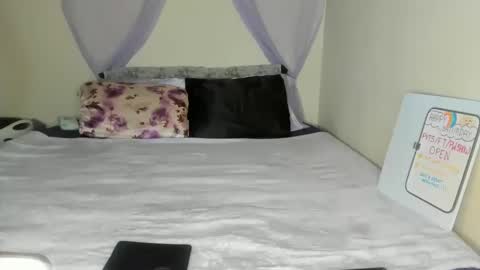 Yasmina online show from 09.13.25