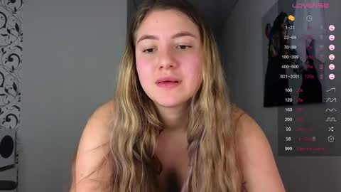 Yasyaa  online show from 12.20.24