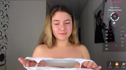 Yasyaa  online show from 12.23.24