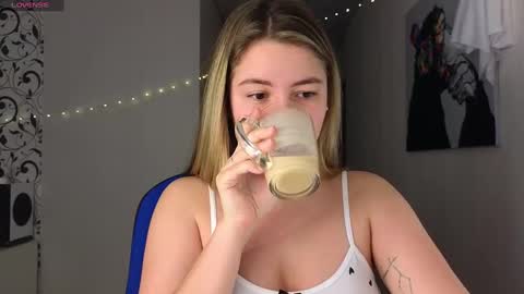 Yasyaa  online show from 01.21.25