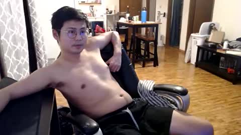 Snapshot of yawnimhorny chatting on 11.23.25 yawnimhorny online show from 11.23.25