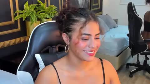 yaya23x online show from 02.19.25