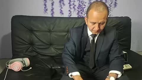 Hazzan online show from 11.11.25