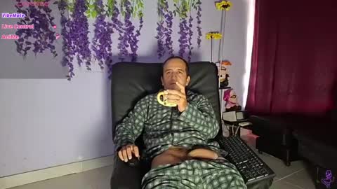 Snapshot of yazfore chatting on 07.03.26 Hazzan online show from 07.03.26